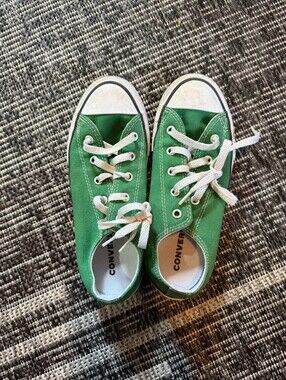 Converse Chuck Taylor All Star Kids Size 2.5 Green Canvas Sneakers